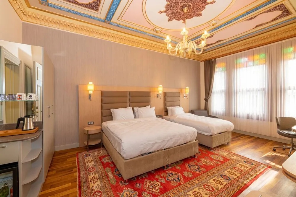 Deluxe Üç Kişilik Oda