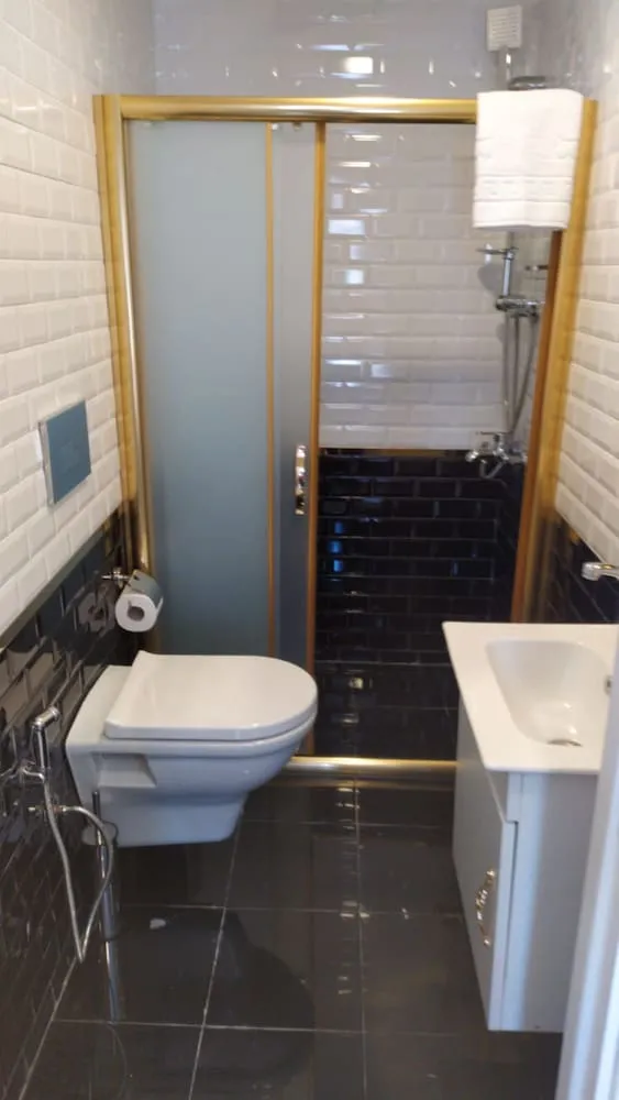 Design Tek Büyük veya İki Ayrı Yataklı Oda