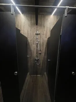 Longosphere Glamping