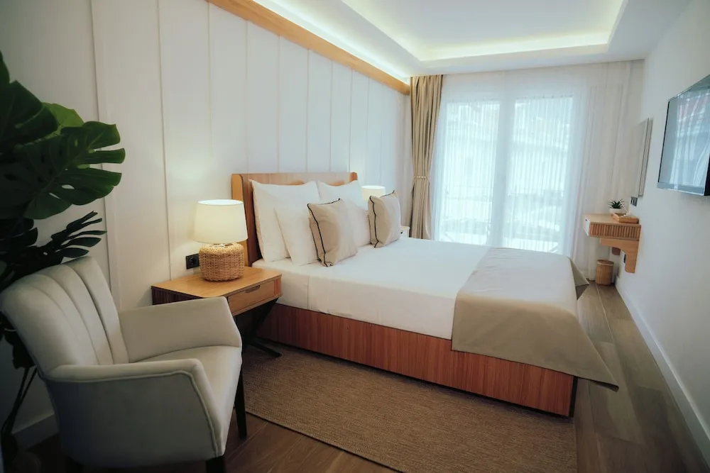 Superior Tek Büyük Yataklı Oda, Balkon