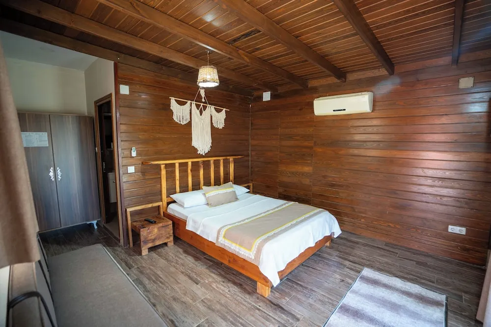 Deluxe Kır Evi