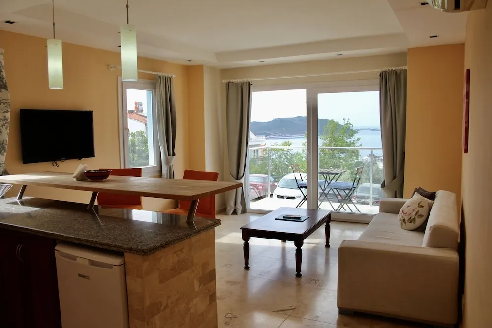 Süit, Balkon, Deniz Manzaralı (Master)