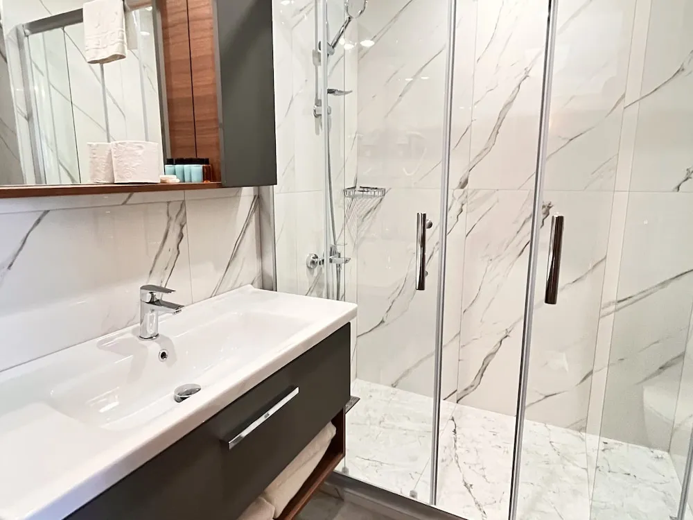 Superior Tek Büyük Yataklı Oda, Balkon, Deniz Manzaralı