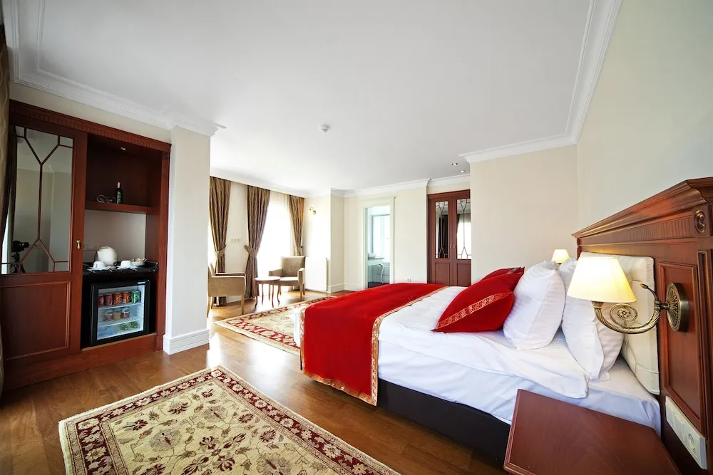 Deluxe Double Room with Sea View
