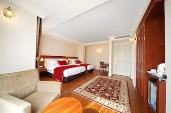 Aren Suites