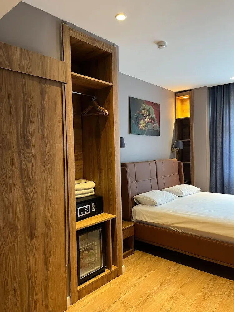 Premium Üç Kişilik Oda