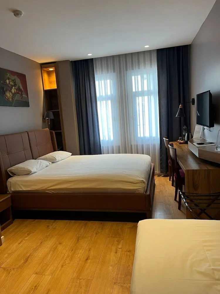 Premium Üç Kişilik Oda