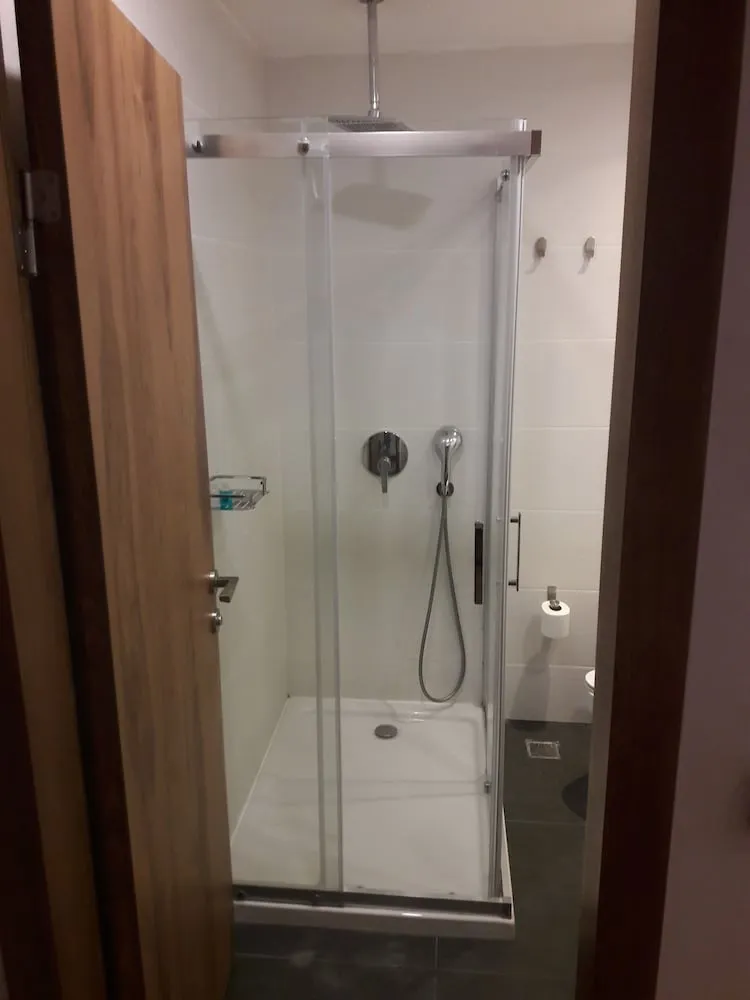 Premium Tek Büyük veya İki Ayrı Yataklı Oda