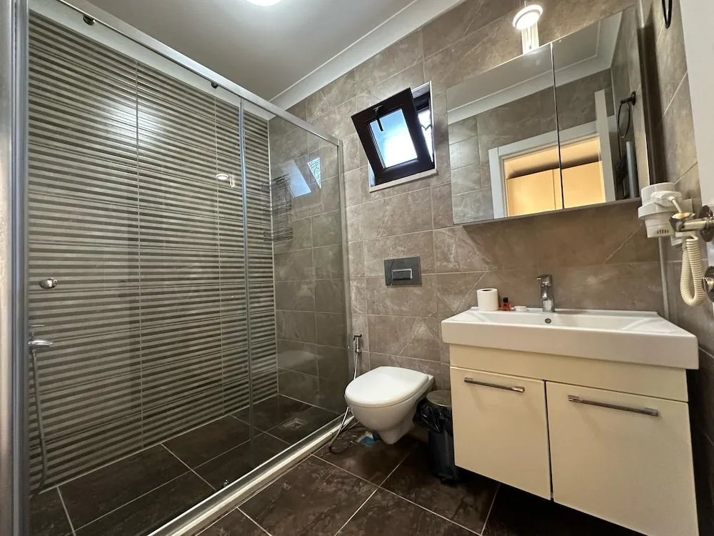 Villa, 4 Yatak Odası, Sigara İçilmez, Bahçeli