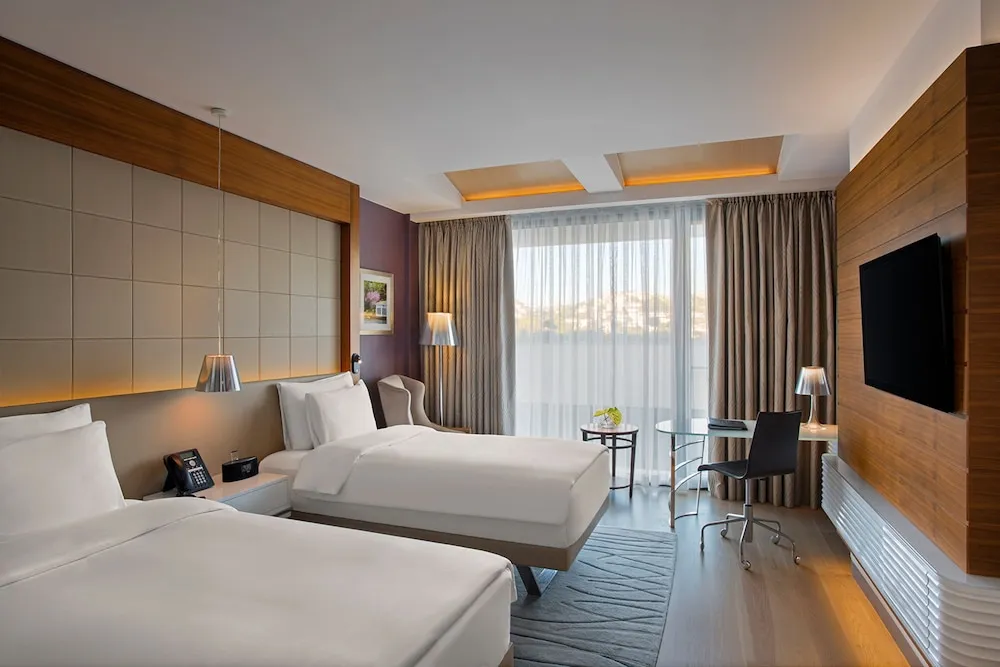 Deluxe İki Ayrı Yataklı Oda, Marina Manzaralı