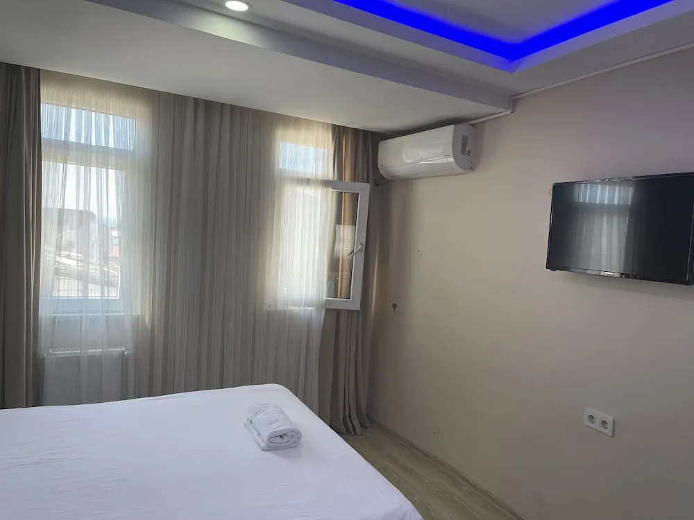 Standard Tek Büyük veya İki Ayrı Yataklı Oda
