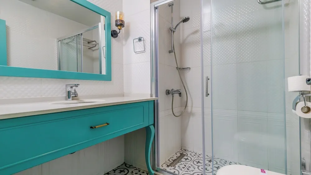 Deluxe Üç Kişilik Oda