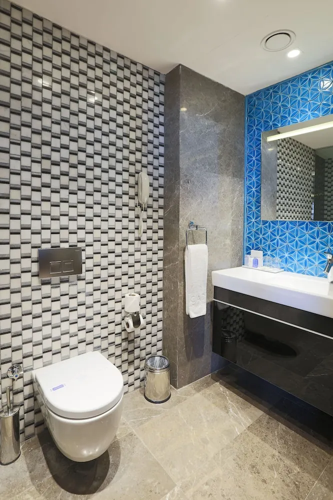 Adjoining Sea View Room