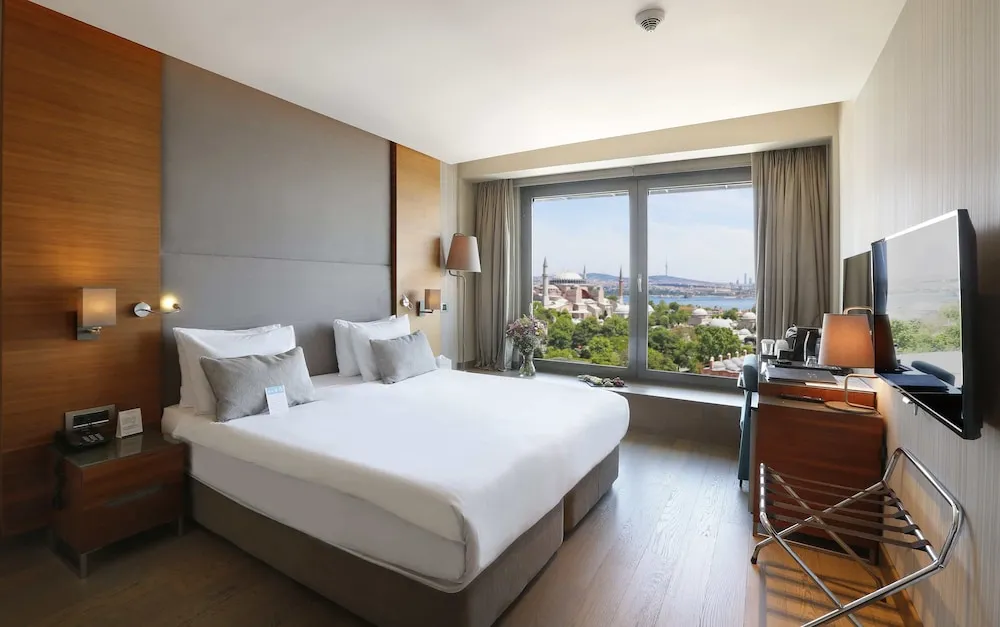Adjoining Sea View Room