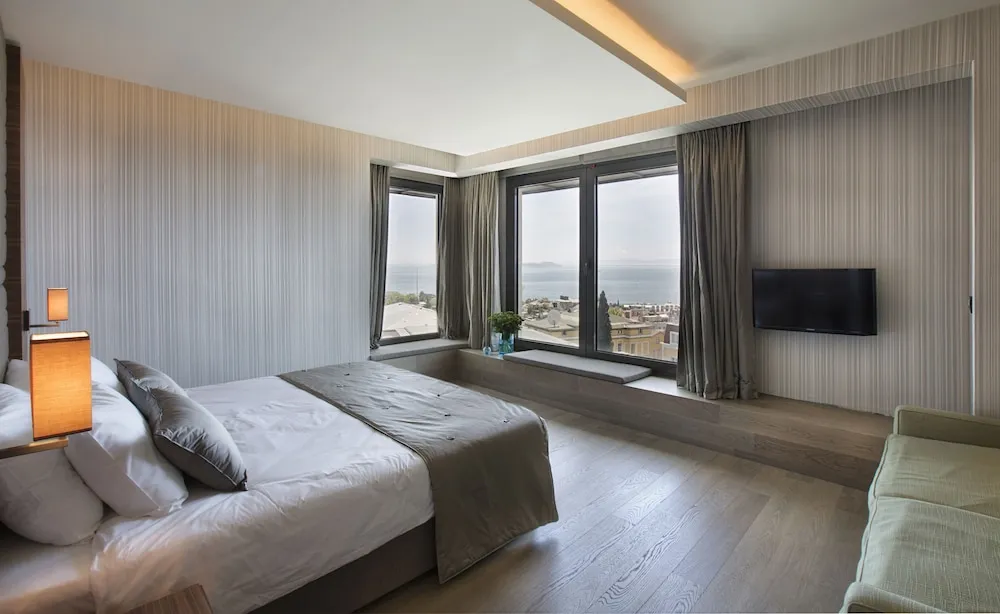 Deluxe Oda, 1 Çift Kişilik Yatak, Deniz Manzaralı, Köşe