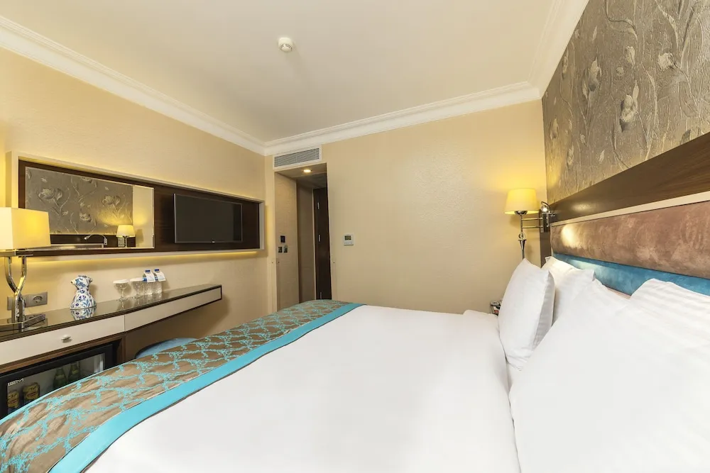 Economy Tek Büyük Yataklı Oda