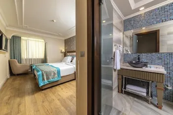Grand Yavuz Hotel