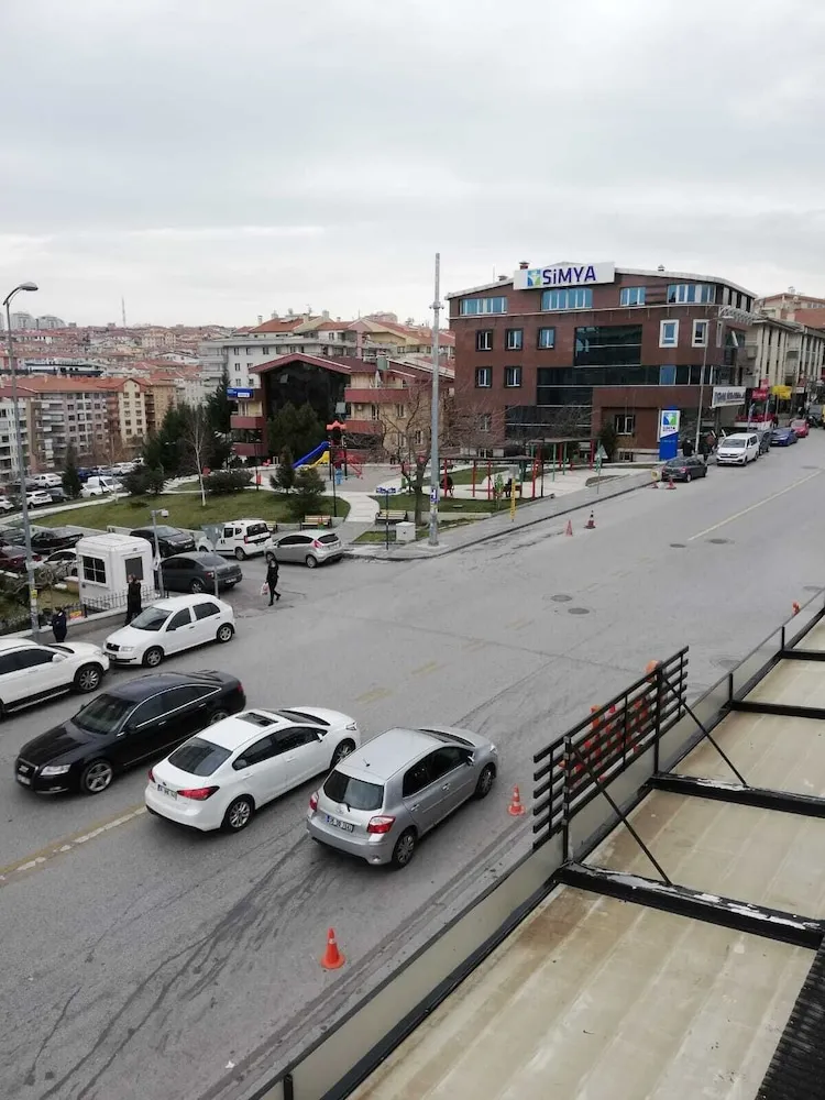 Standard Tek Büyük veya İki Ayrı Yataklı Oda, Balkon