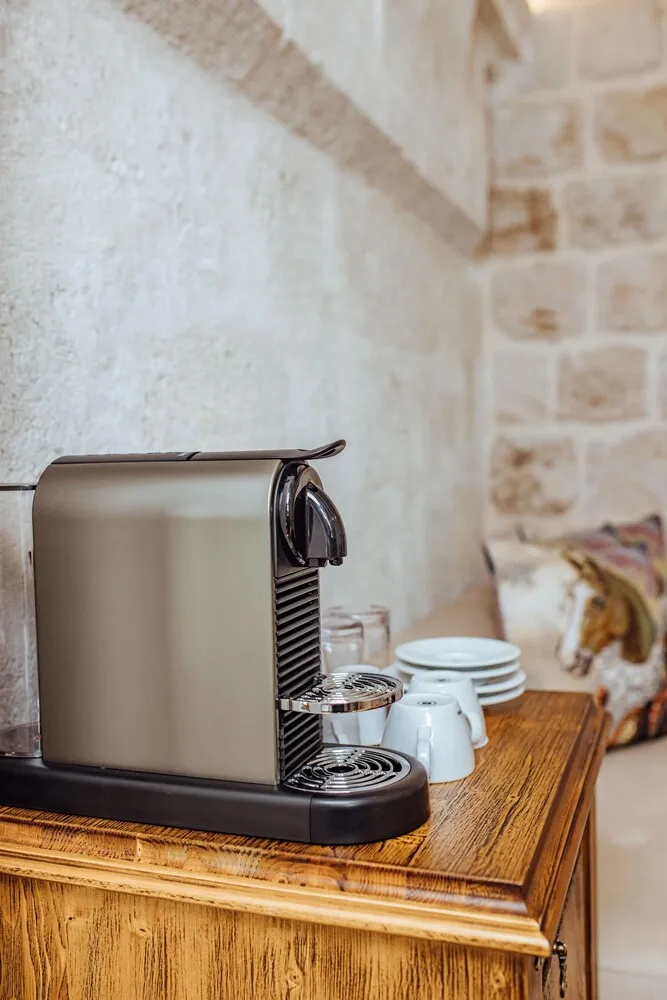 VR104 Stone Arched Luxury Suite