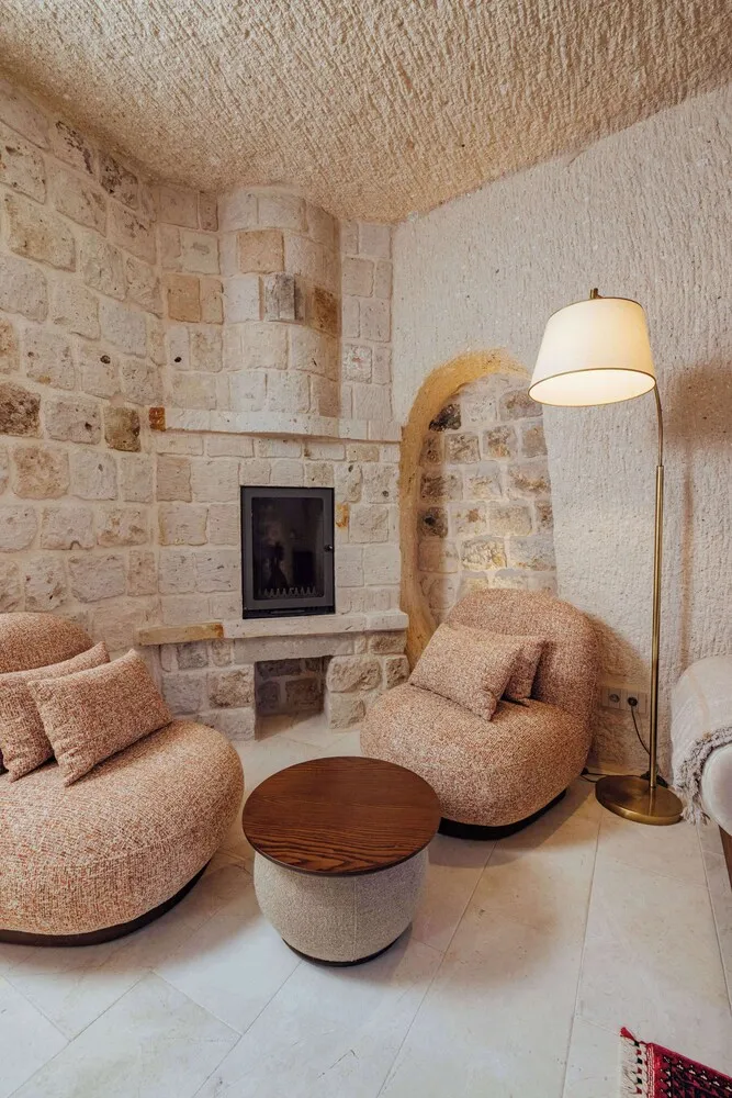 VR888 Natural Cave King Suite with Private Pool