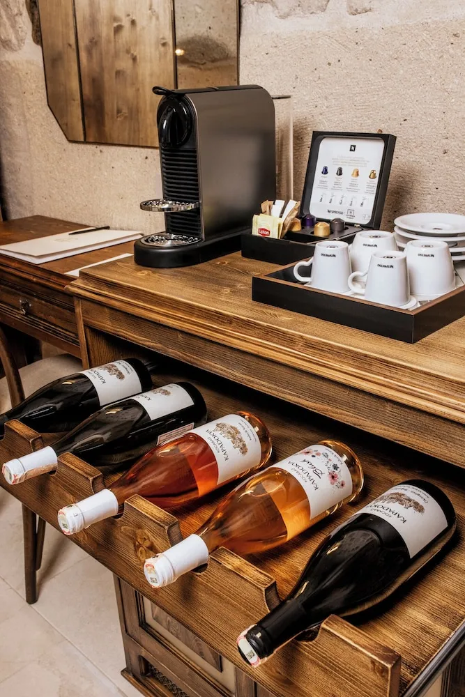 VR101 Heritage Junior Suite