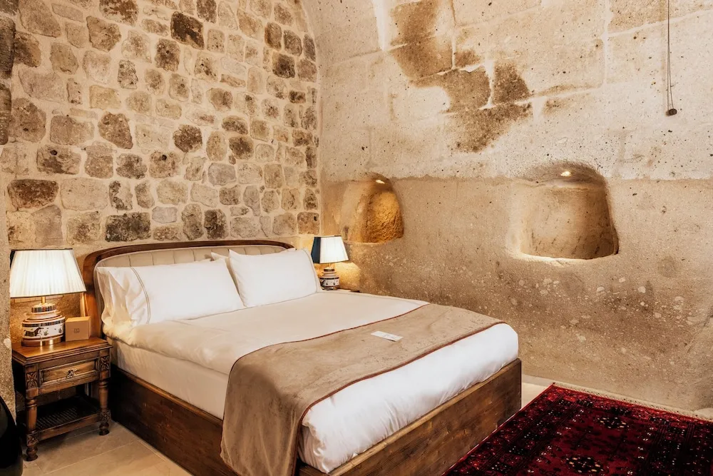 VR101 Heritage Junior Suite