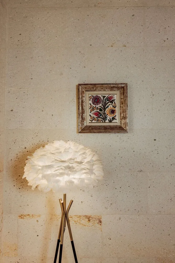 VR203 Stone Arched Honeymoon Suite