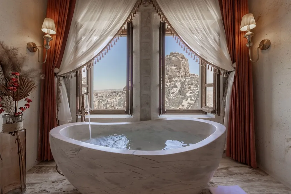 VR203 Stone Arched Honeymoon Suite