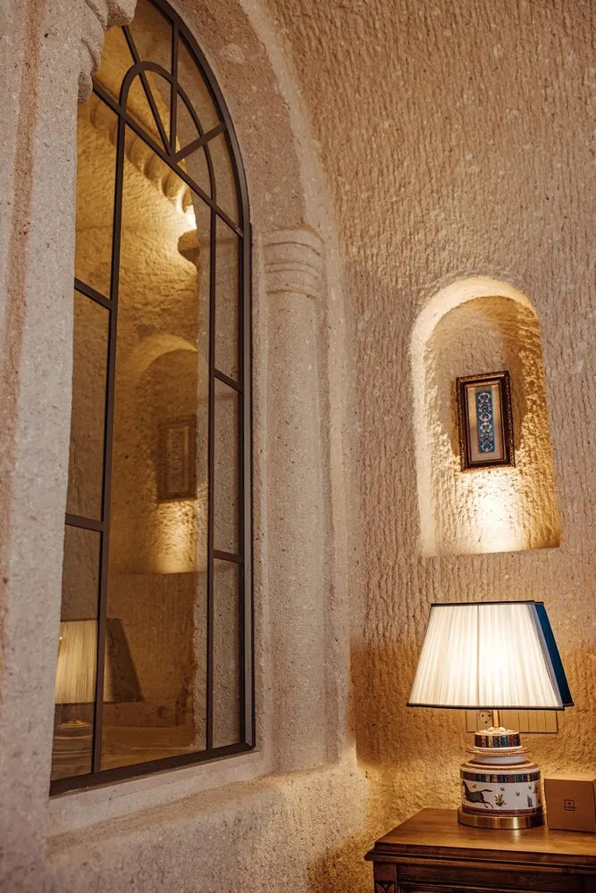 VR777 Natural Cave Queen Suite