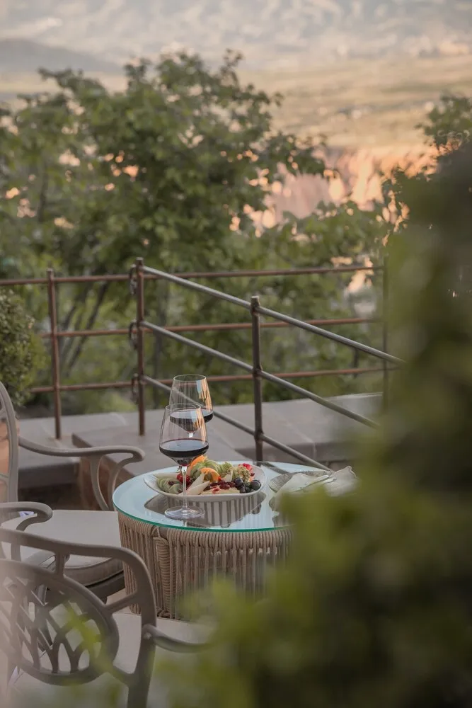 VR777 Natural Cave Queen Suite