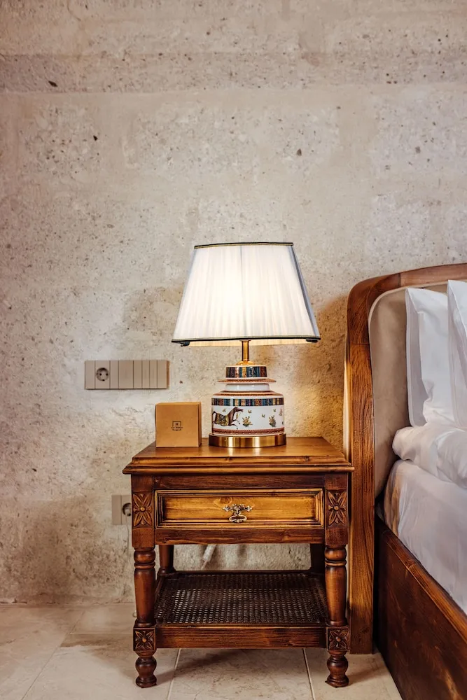 VR105 Stone Arched Luxury Suite with Balcony