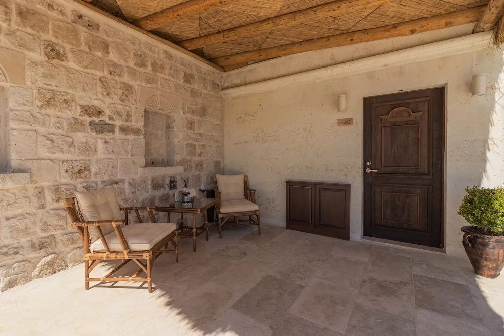 VR202 Terrace Luxury Suite