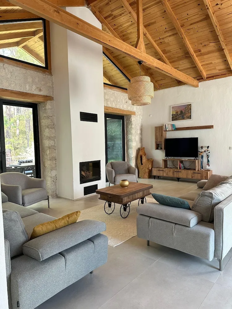 Deluxe Villa
