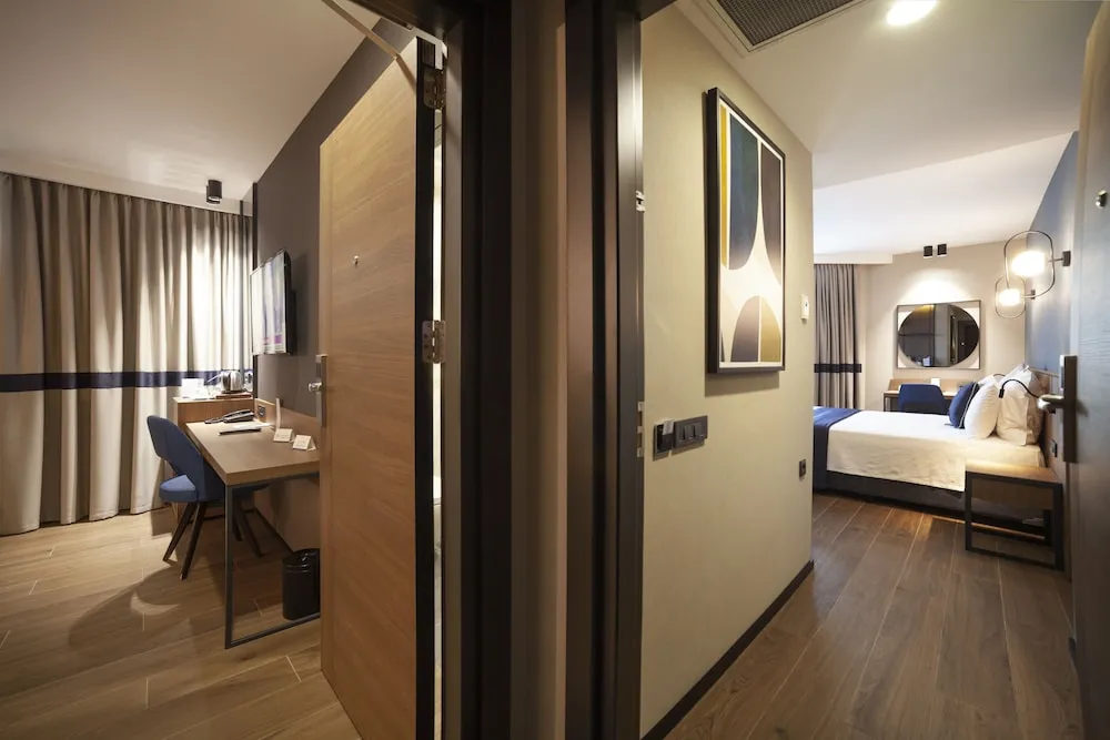 Family Oda, 2 Yatak Odası, Bağlantılı Odalar, Şehir Manzaralı