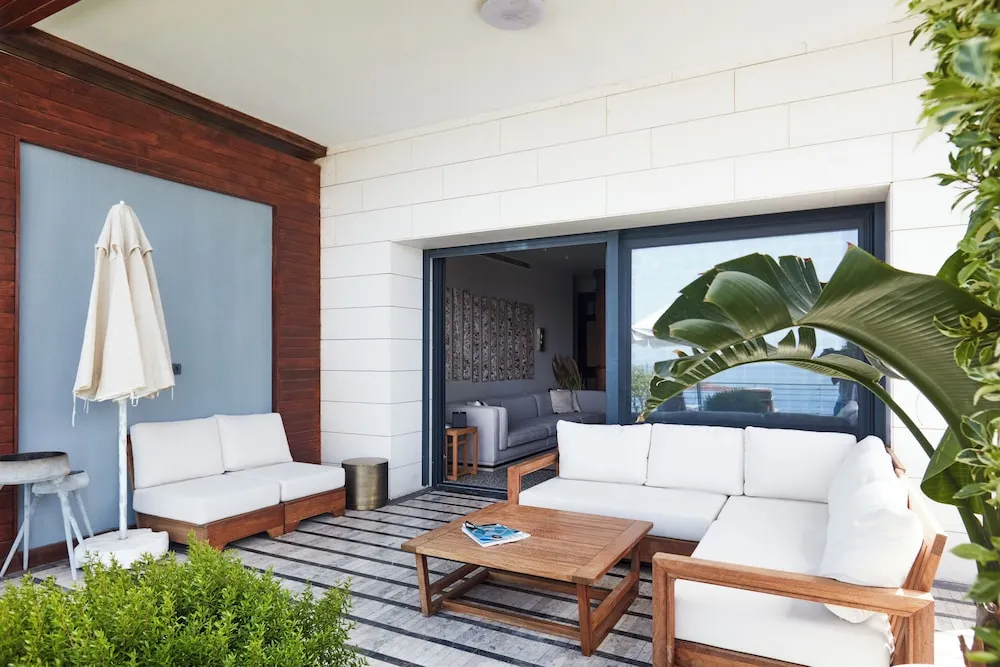 5+1 Deluxe Villa with Private Pool, Sauna & Maid`s Room