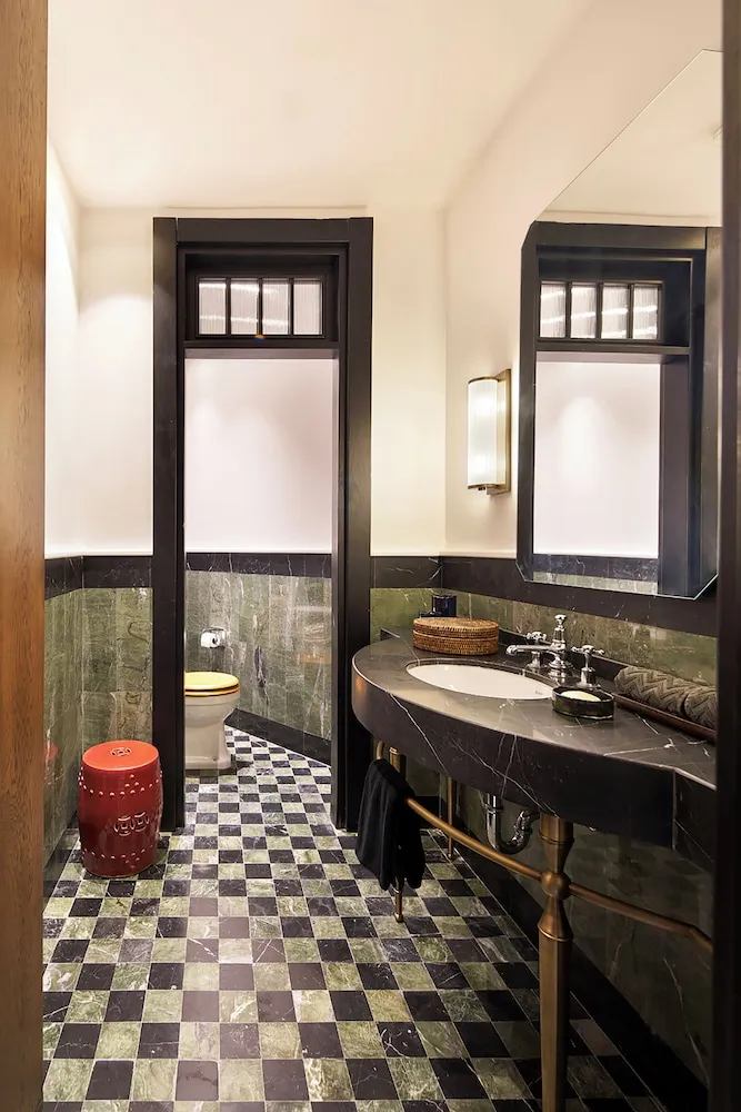 5+1 Deluxe Villa with Private Pool, Sauna & Maid`s Room