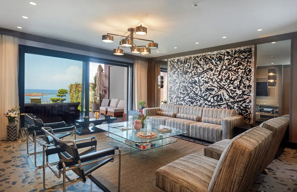 5+1 Deluxe Villa with Private Pool and Sauna