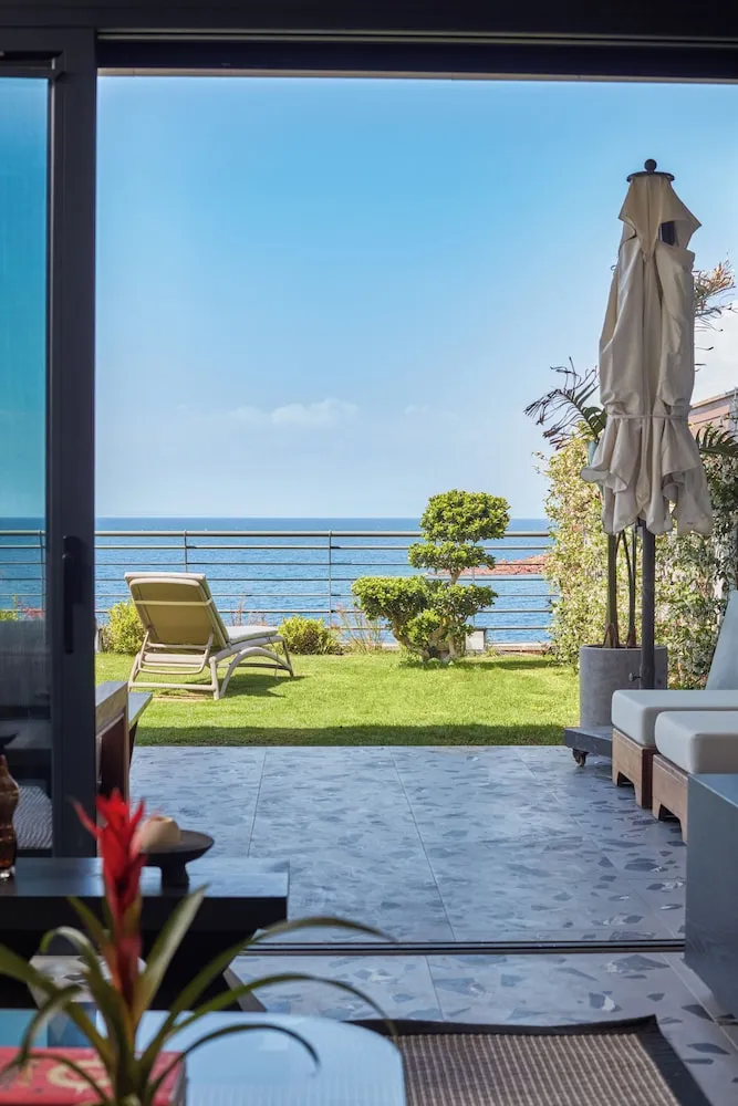 5+1 Deluxe Villa with Private Pool and Sauna