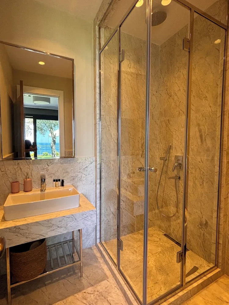5+1 Deluxe Villa with Private Pool and Sauna