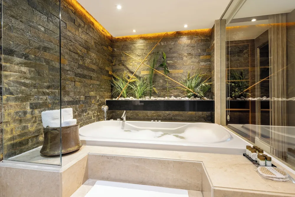 Corner Suite
