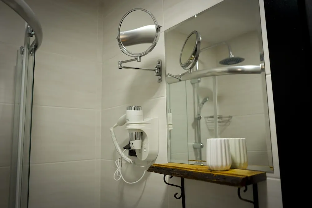 Design Tek Büyük Yataklı Oda