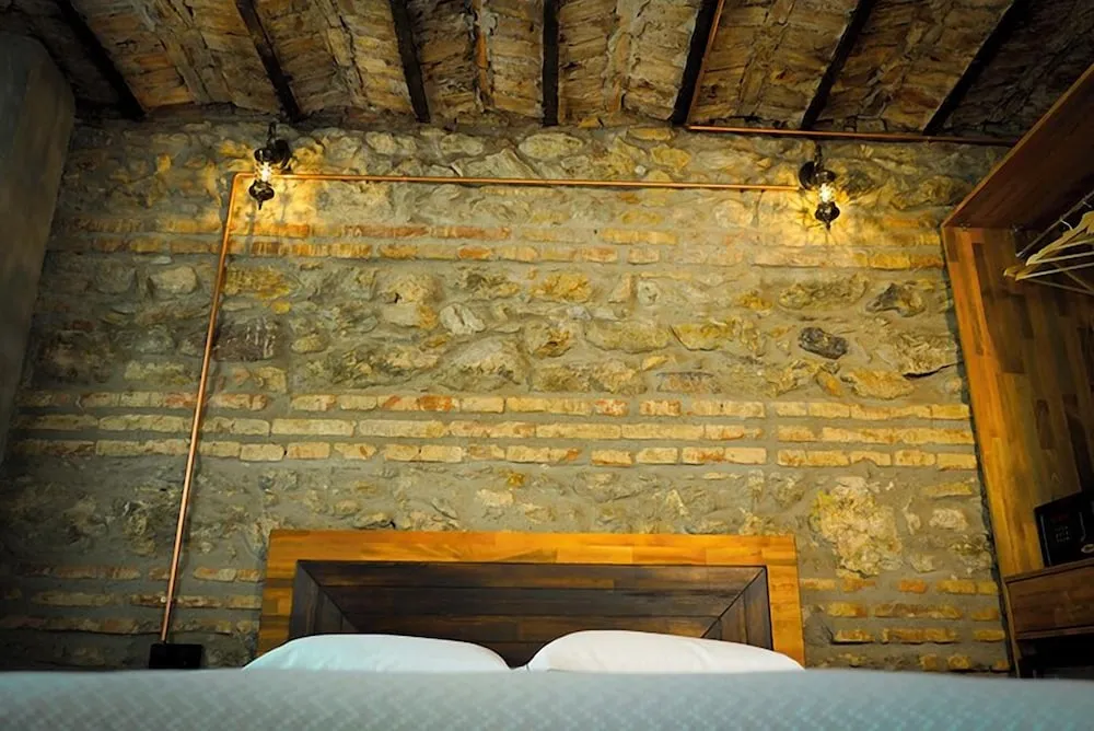 Design Tek Büyük Yataklı Oda