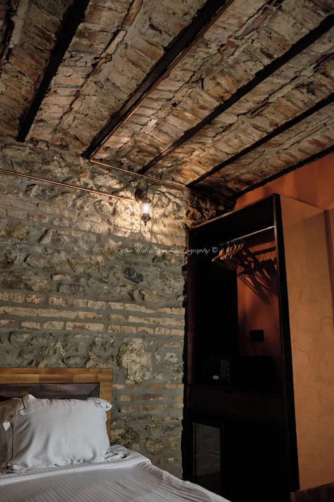 Design Tek Büyük Yataklı Oda