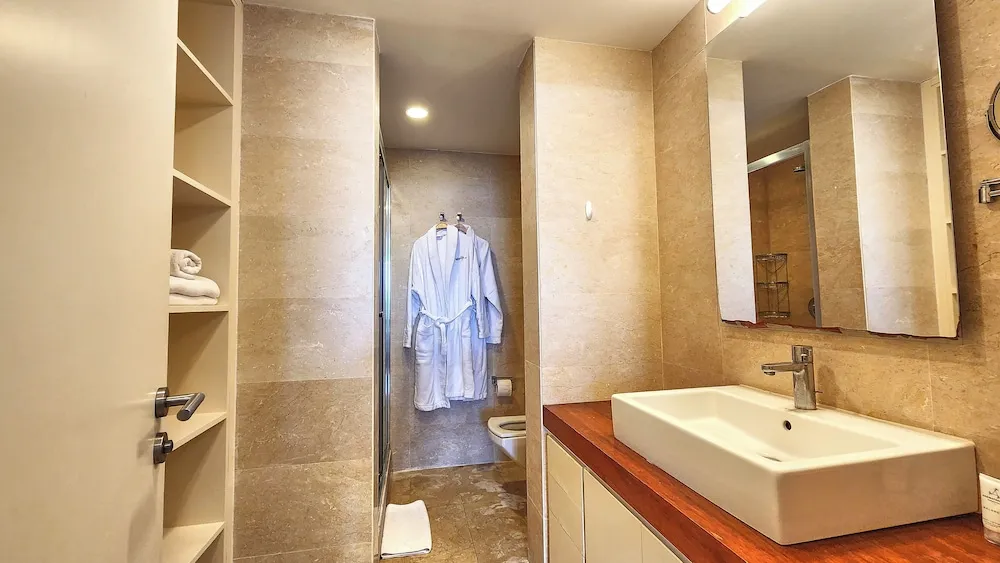Residence, 4 Yatak Odasi, Deniz Manzarali