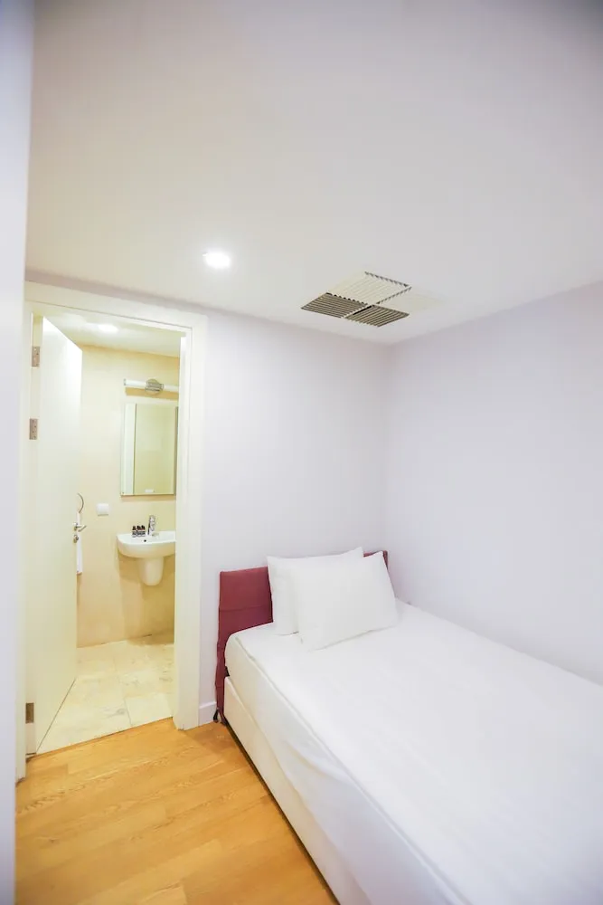 Residence, 4 Yatak Odasi, Deniz Manzarali