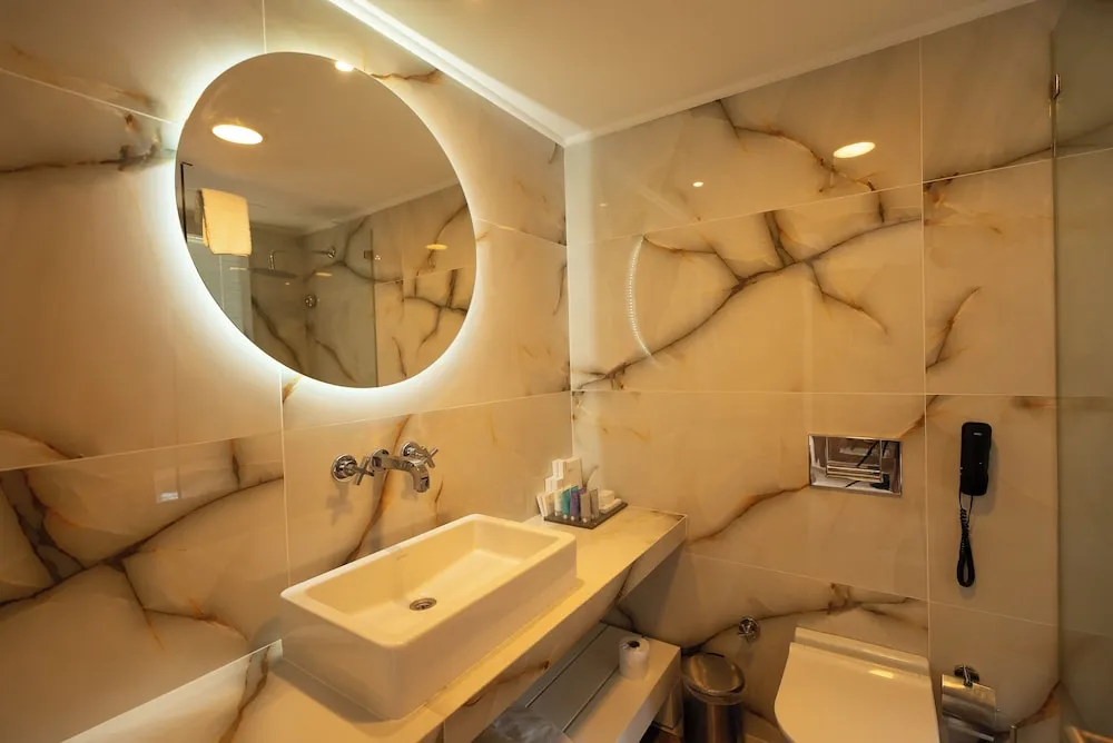 Comfort Oda, 1 Çift Kişilik Yatak, Balkon, Deniz Manzaralı