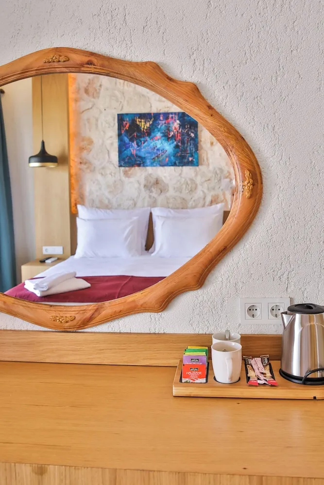 Comfort Kara Manzaralı Jakuzili Oda