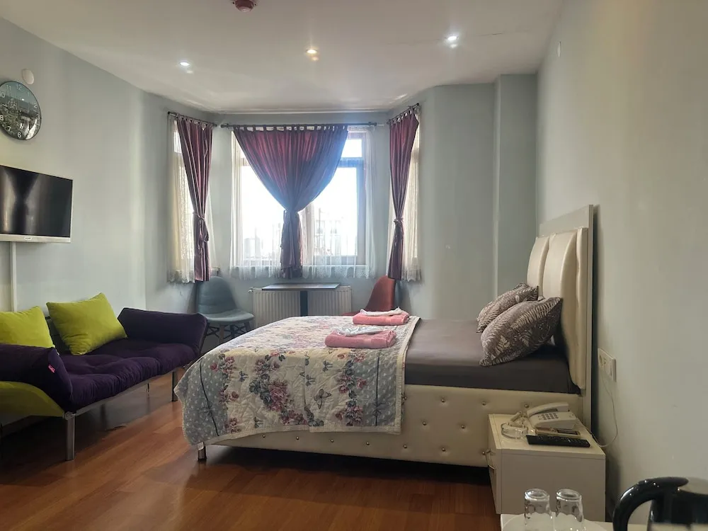 Business Stüdyo, 1 Çift Kişilik Yatak