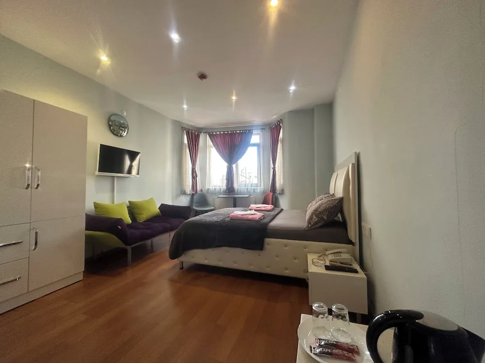 Business Stüdyo, 1 Çift Kişilik Yatak