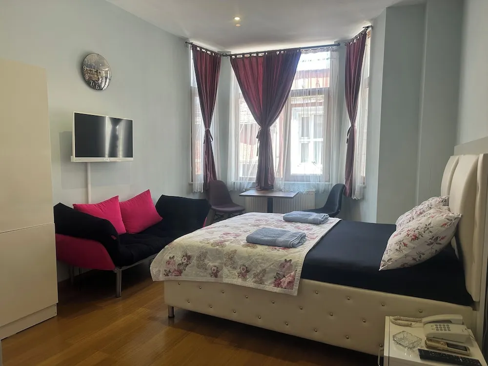 Business Stüdyo, 1 Çift Kişilik Yatak